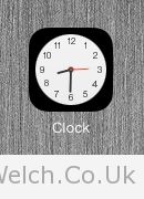 When did the clock app icon on iOS actually become a clock?